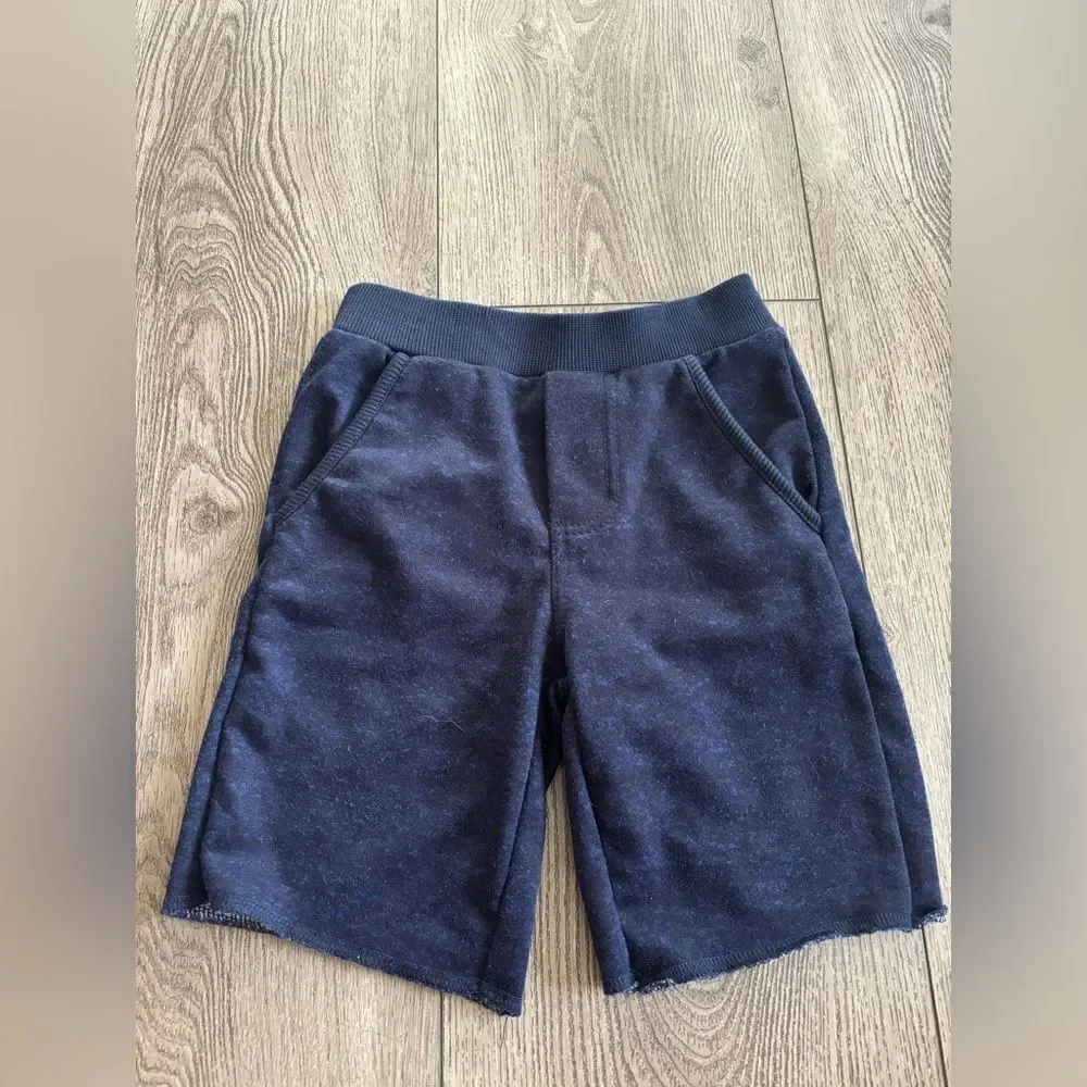 Boys used clothing lot sizes from 5-7 Nike,under armour , lucky brand